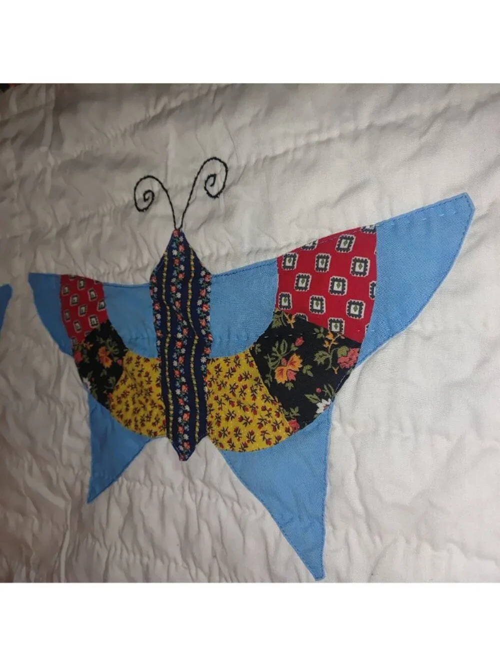 1970s Butterfly Quilt Vintage Handmade Multi Color Patchwork Appliqué 80 by 64